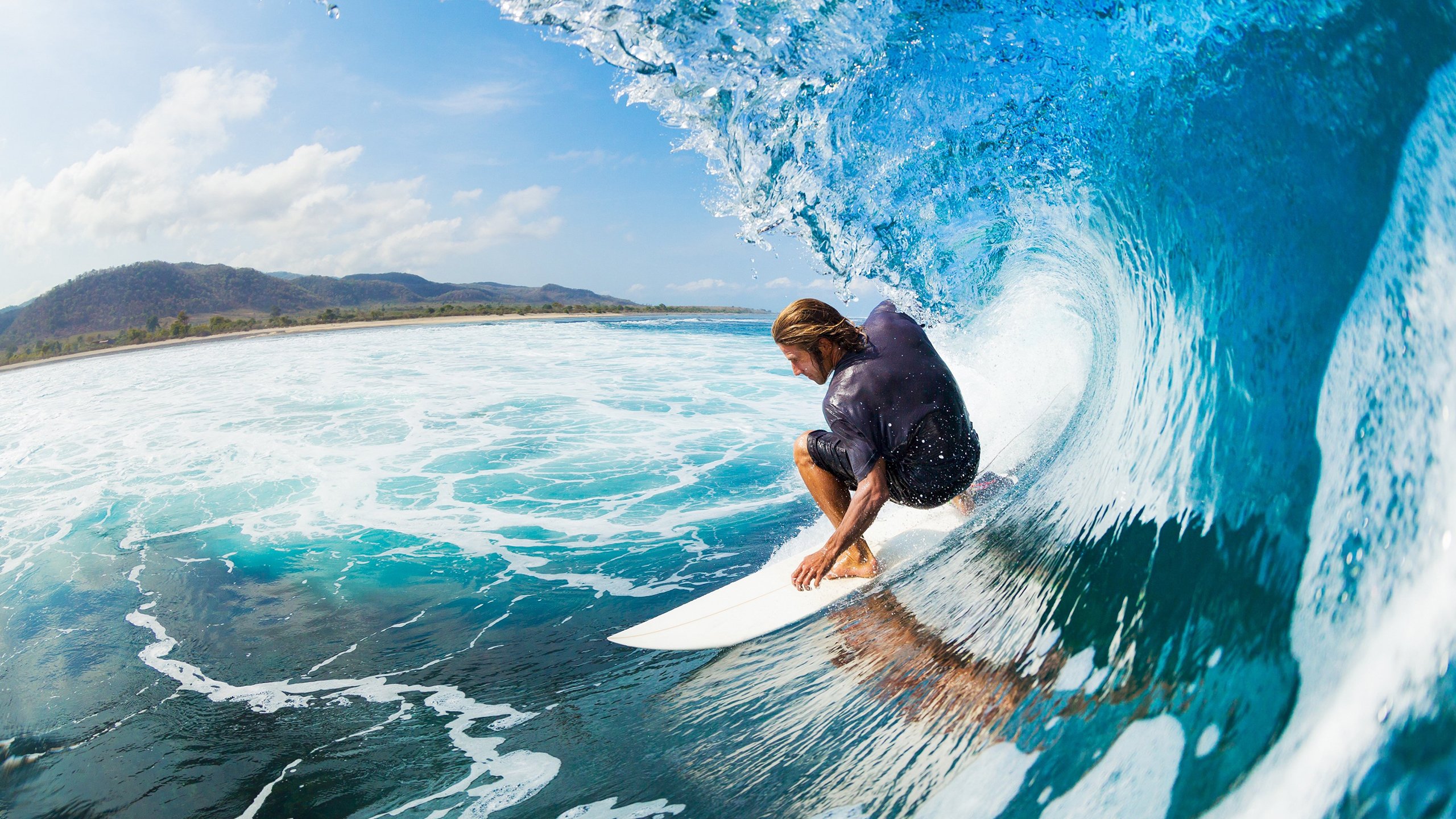 开云综合服务-“尼古拉斯·桑特基的精准远射与高效传球,成为美洲狮队攻守兼备的核心”